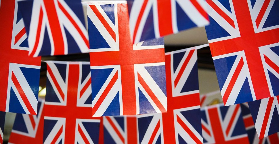 Union Jack flag bunting